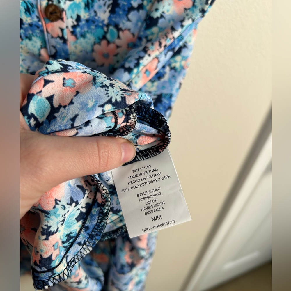 NWT Lily Rose Juniors' Floral Print V-Neck Flutter Sleeve Romper Pockets Size M - Picture 8 of 9